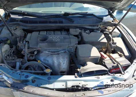 2010 Toyota Camry Le z USA, uszkodzony, nr VIN 4T1BF3EKXAU553330